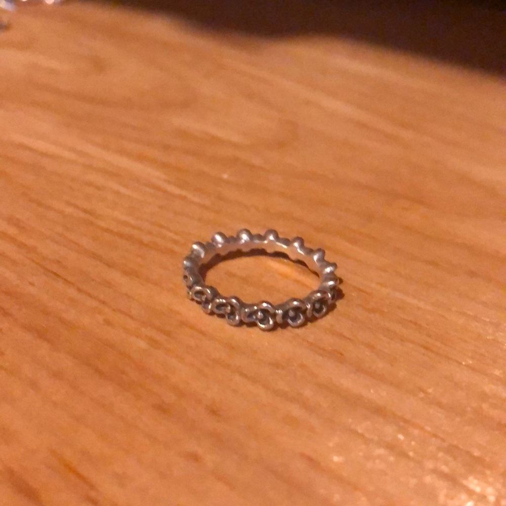 Pandora flower ring size 6